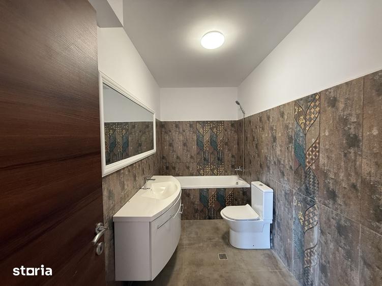 Casă cu 7 camere cu Teren 530 Mp în Berceni