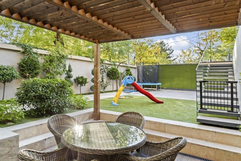 Casă individuală cu 6 camere cu Piscina în Floreasca