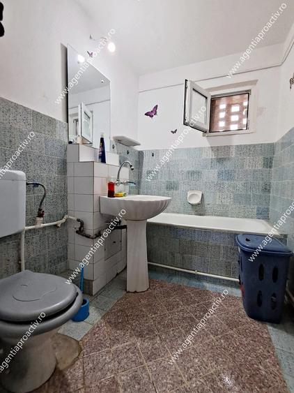 Apartament cu 2 camere decomandat în Central