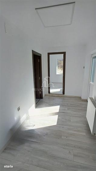 Casă cu 4 camere în Mureșeni