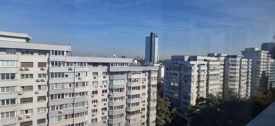 Apartament cu 2 camere decomandat în Titulescu