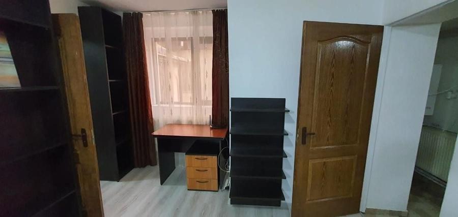 Apartament cu 2 camere semidecomandat, mobilat în Colentina
