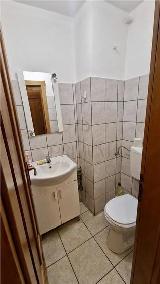 Apartament cu 3 camere decomandat în Soarelui
