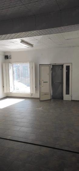 Spațiu comercial, de 75 mp, în Traian