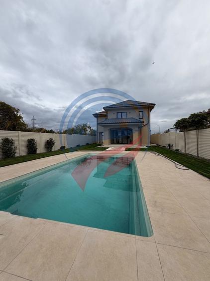 Casă cu 4 camere cu Canalizare în Bariera Vâlcii