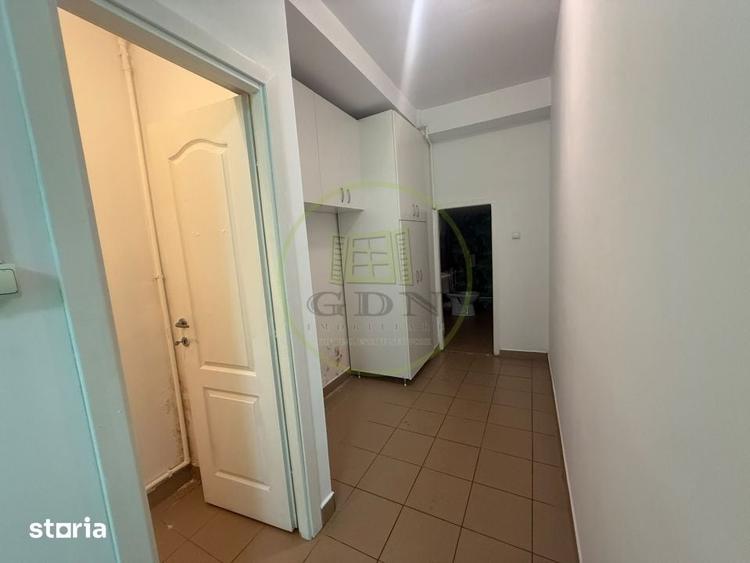 Spațiu comercial, de 683.11 mp, în Central