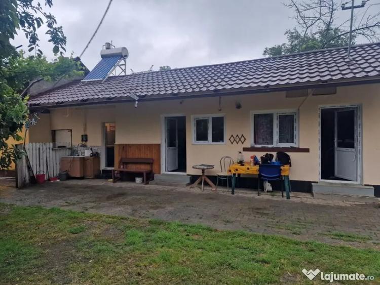 Casă cu 3 camere cu Teren 2100 Mp în Lunca