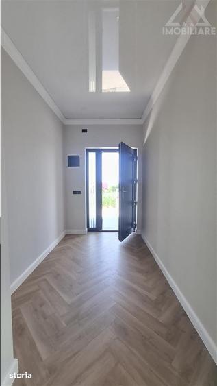 Casă cu 4 camere cu Teren 400 Mp în Rediu