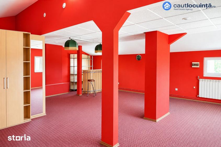 Casă cu 10 camere cu Teren 425 Mp în Dobroești