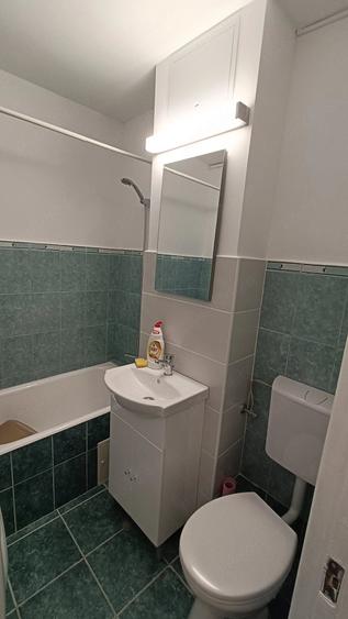 Garsonieră decomandată în Miorița