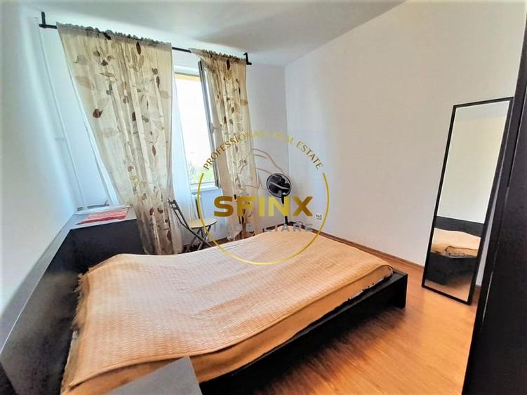 Apartament cu 3 camere semidecomandat, mobilat în Colentina