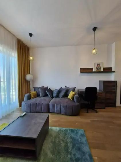 Apartament cu 2 camere semidecomandat, mobilat în Timpuri Noi