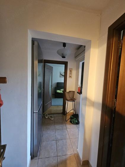 Apartament cu 2 camere decomandat în Berceni