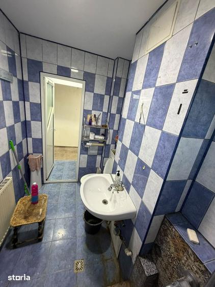 Apartament cu 4 camere semidecomandat, mobilat în Militari
