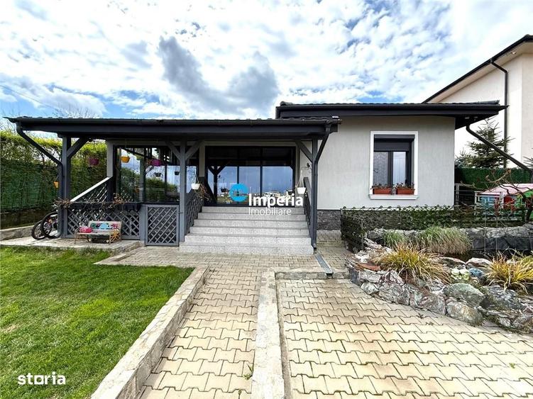 Casă cu 3 camere în Valea Adâncă