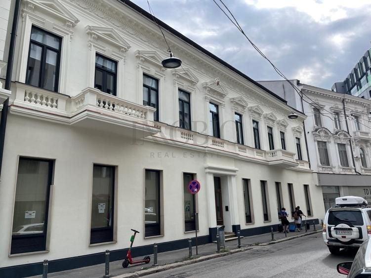 Birou, de 1,155 mp, în Universitate