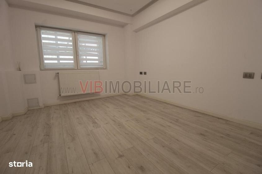 Apartament cu 3 camere decomandat în Decebal
