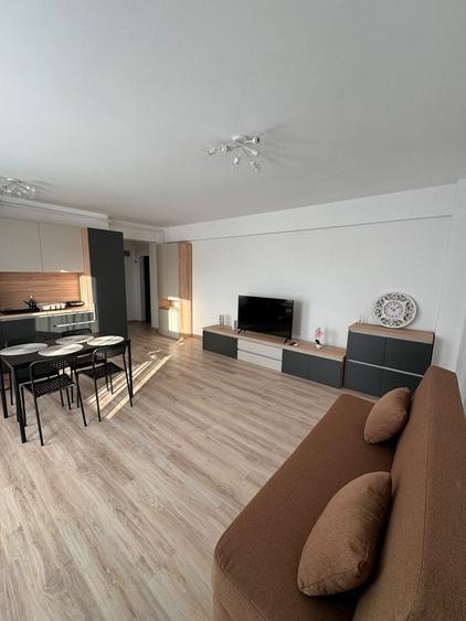 Apartament cu 2 camere în Lipovei