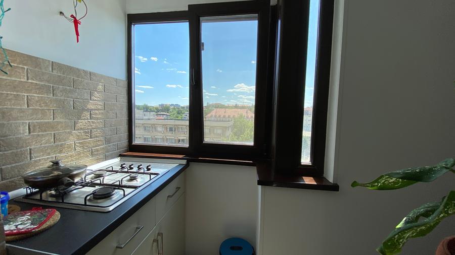 Apartament cu 3 camere decomandat în Ultracentral