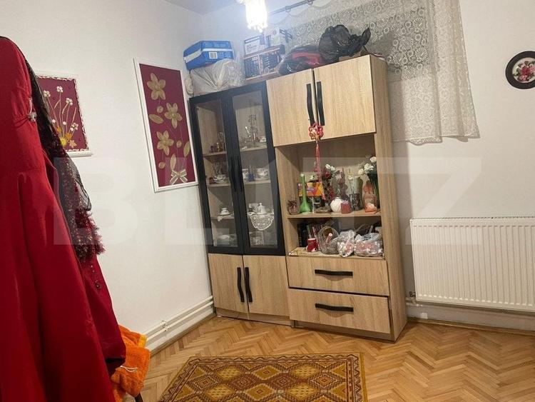 Casă individuală cu 3 camere cu Garaj în Iosia