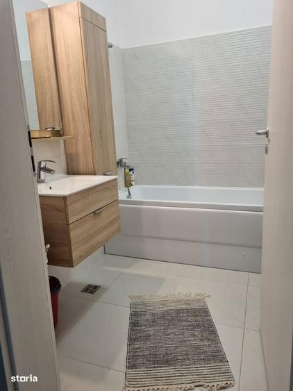 Apartament cu 2 camere, mobilat în Tomis Plus
