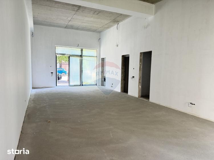 Spațiu comercial, de 64 mp, în Mărăști