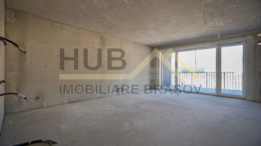 Penthouse cu 6 camere decomandat în Răcădău