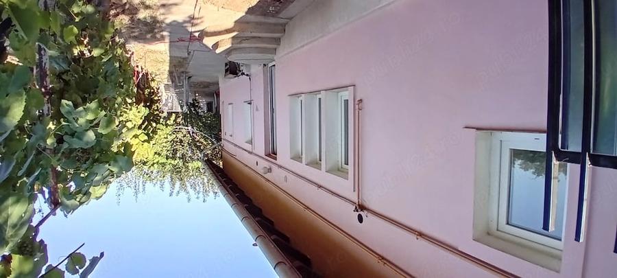 Casă cu 3 camere cu Teren 908 Mp în Parța