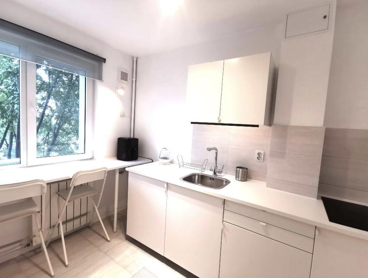 Apartament cu 2 camere decomandat, mobilat în Unirii