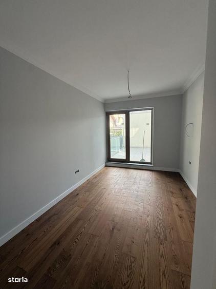 Apartament cu 3 camere în Pipea