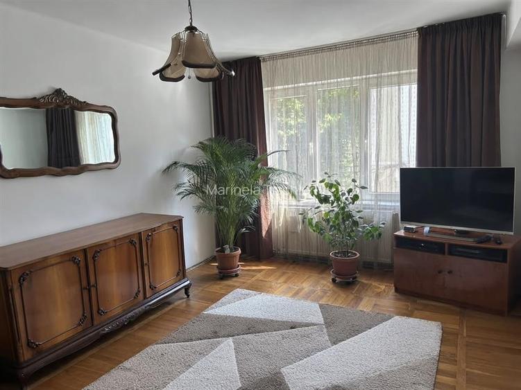 Vand ap.3camere,ultracentral,64mp,et.interm,centrala termica,2 balcoane,locatie
