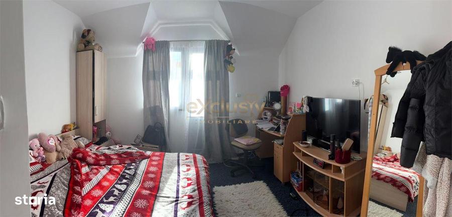 Casă cu 4 camere decomandat cu Teren 488 Mp în Cristian