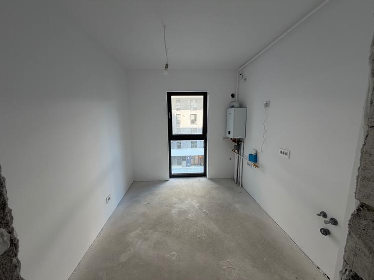 Apartament cu 2 camere decomandat în Est