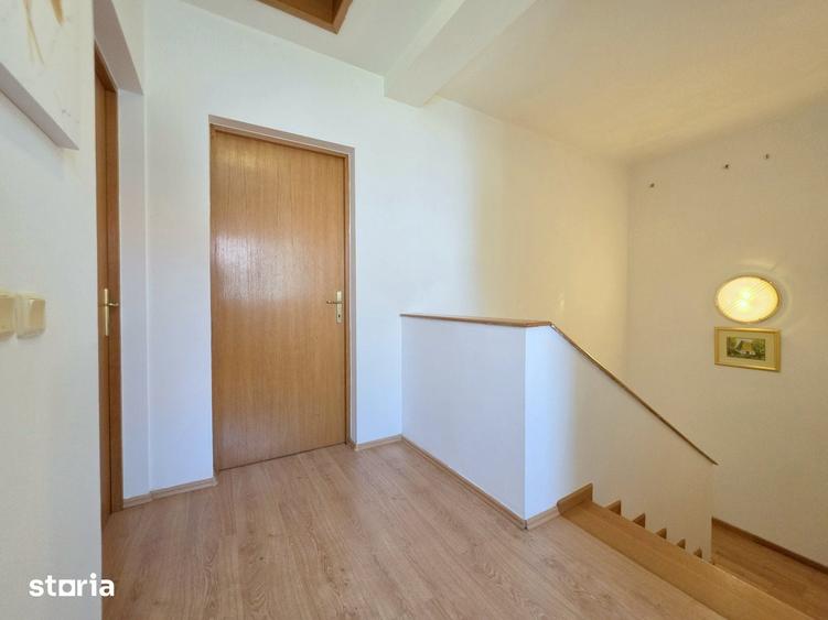 Casă cu 3 camere cu Teren 200 Mp în Central