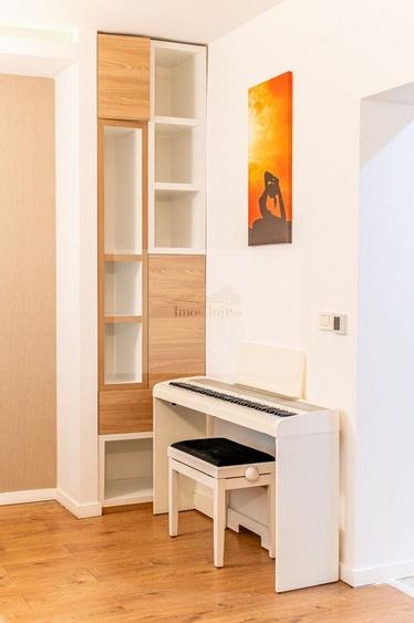 Apartament cu 4 camere semidecomandat, mobilat în Plopilor