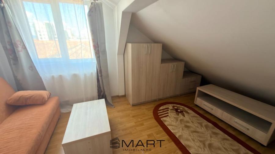 Apartament cu 2 camere semidecomandat în Calea Dumbrăvii
