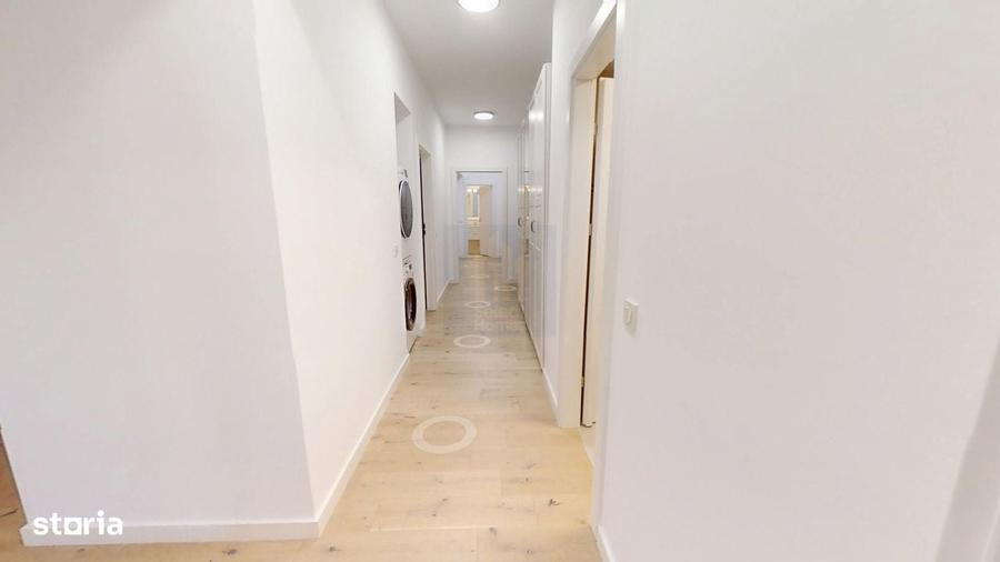 Apartament cu 4 camere în Central