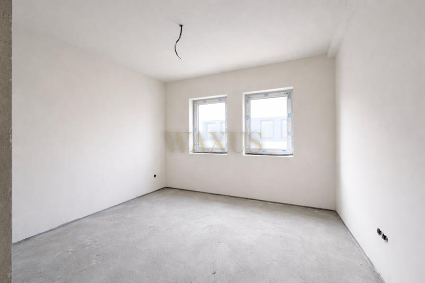 Apartament cu 4 camere semidecomandat în Someșeni