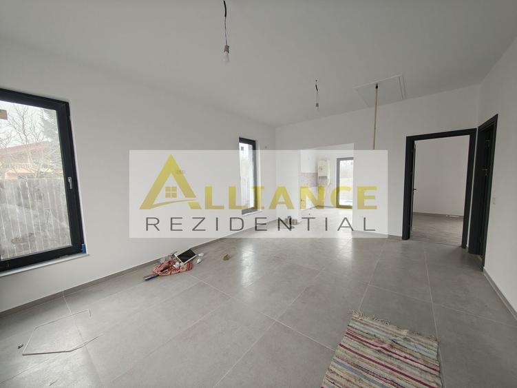 Casă individuală cu 3 camere cu Canalizare în Berceni