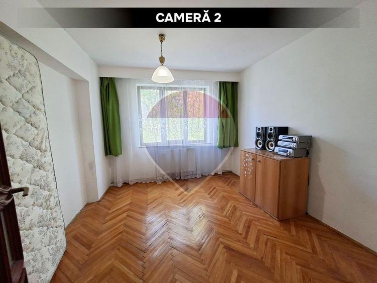 Apartament cu 4 camere decomandat în Ultracentral