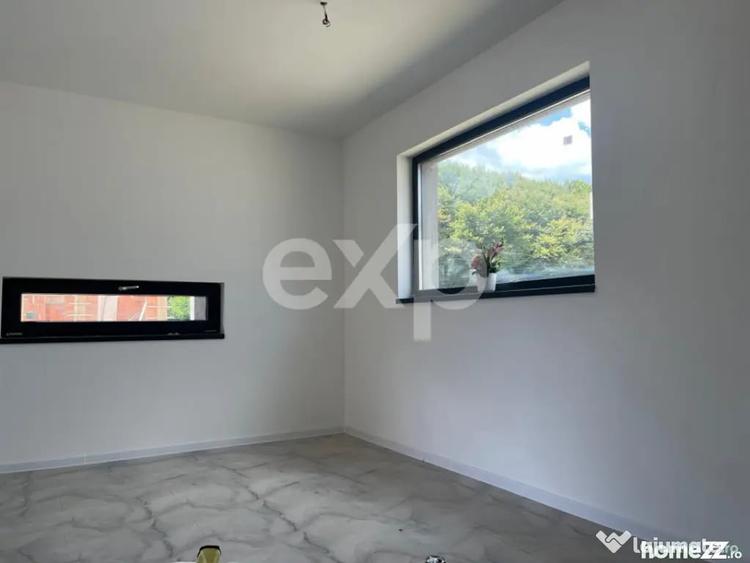 Casă cu 4 camere cu Teren 405 Mp în Central