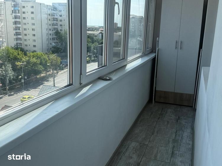 Apartament cu 3 camere decomandat în Micro 4