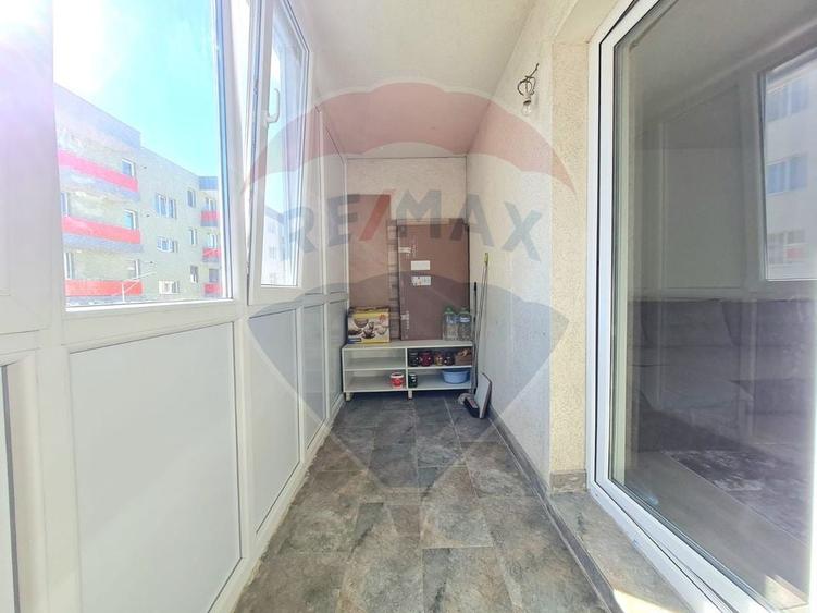 Apartament cu 2 camere decomandat, mobilat în Florești