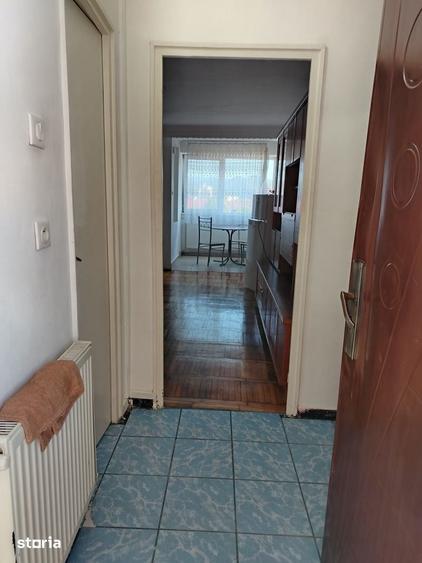 Garsonieră în Traian
