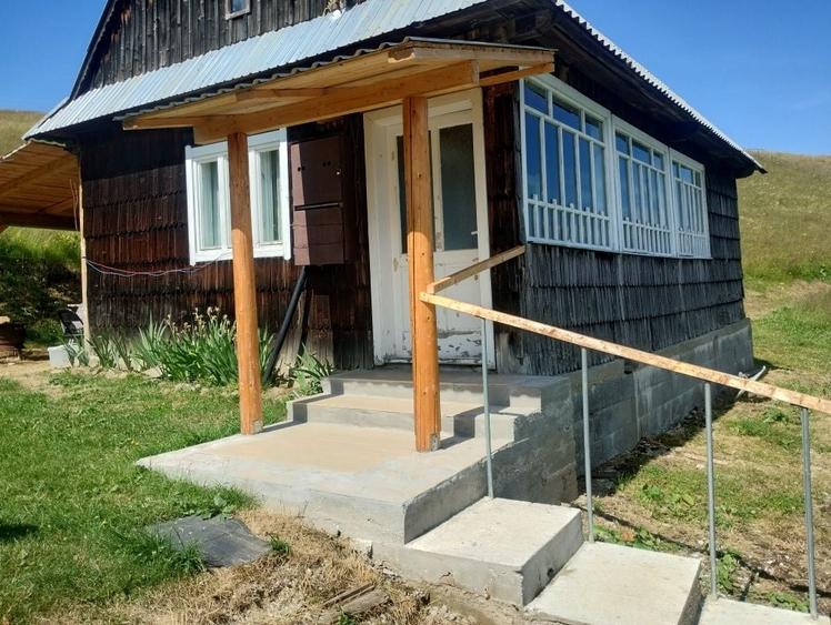 Casă cu 2 camere în Măguri