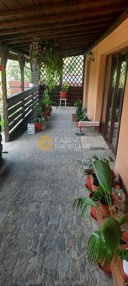 Casă individuală cu 4 camere cu Canalizare în Vocotești