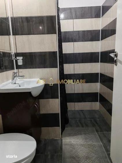 Apartament cu 2 camere, mobilat în Tei