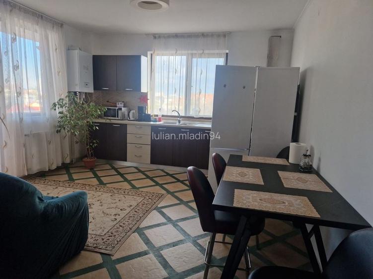 Inchiriez apartament