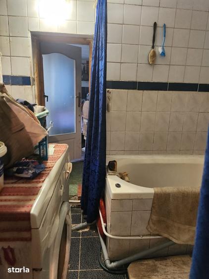 Casă cu 3 camere cu Teren 100 Mp în CFR
