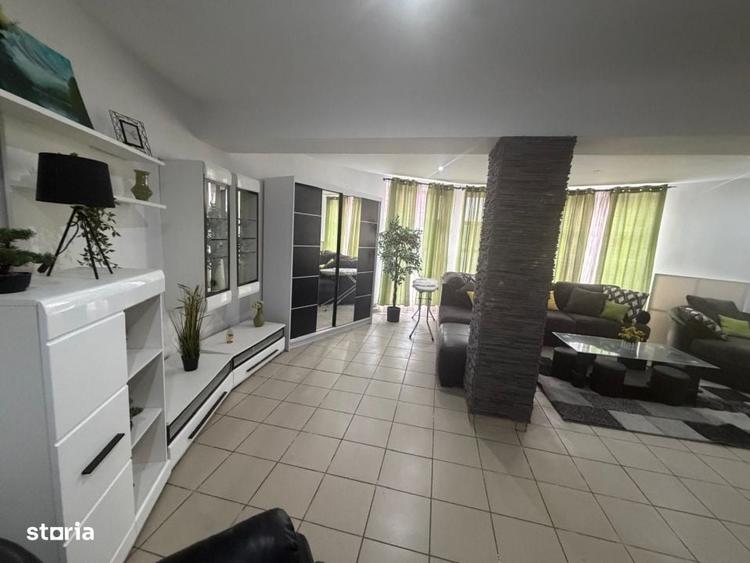 Casă cu 3 camere în Stoicești